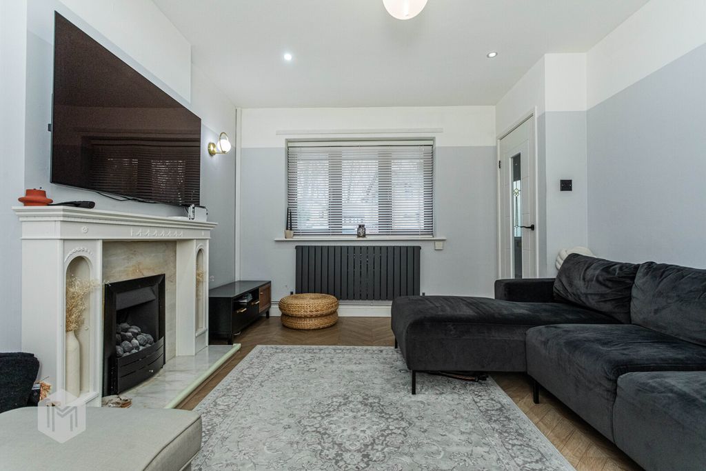 Property photo 2 of 17 Picture No. 07