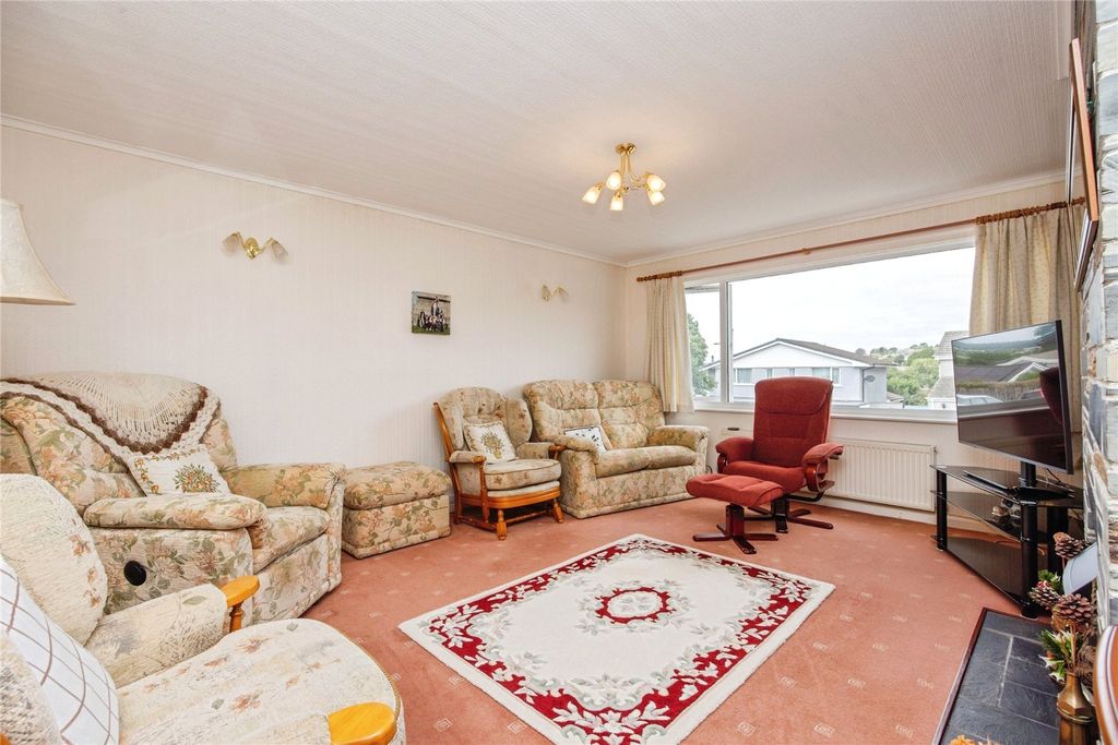 Property photo 3 of 22 Picture No. 09