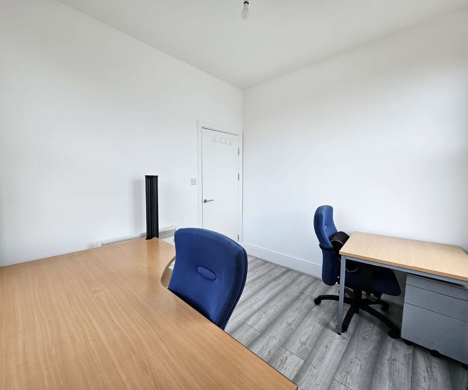 Property photo 1 of 4