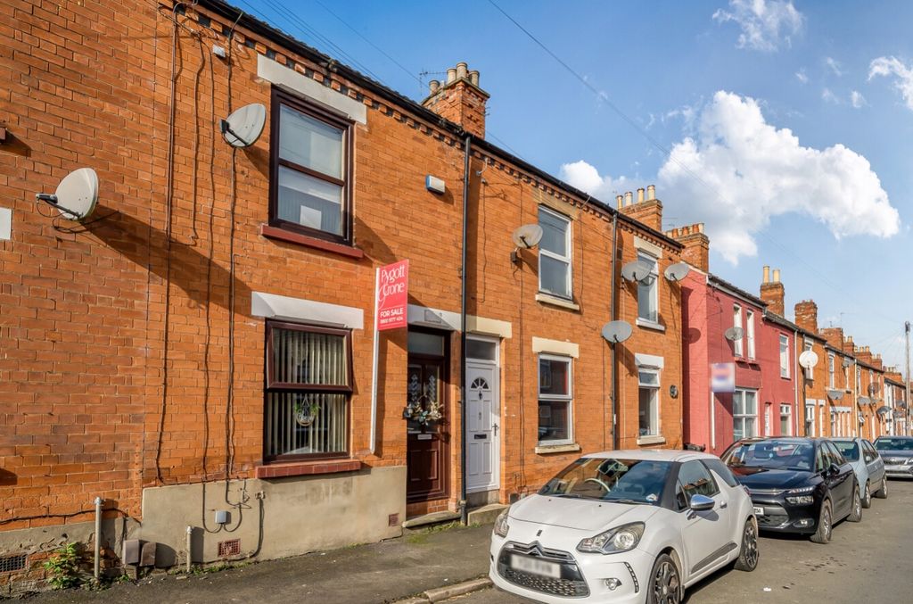 Property photo 1 of 22 1418789-4-699c2Ebe1625d