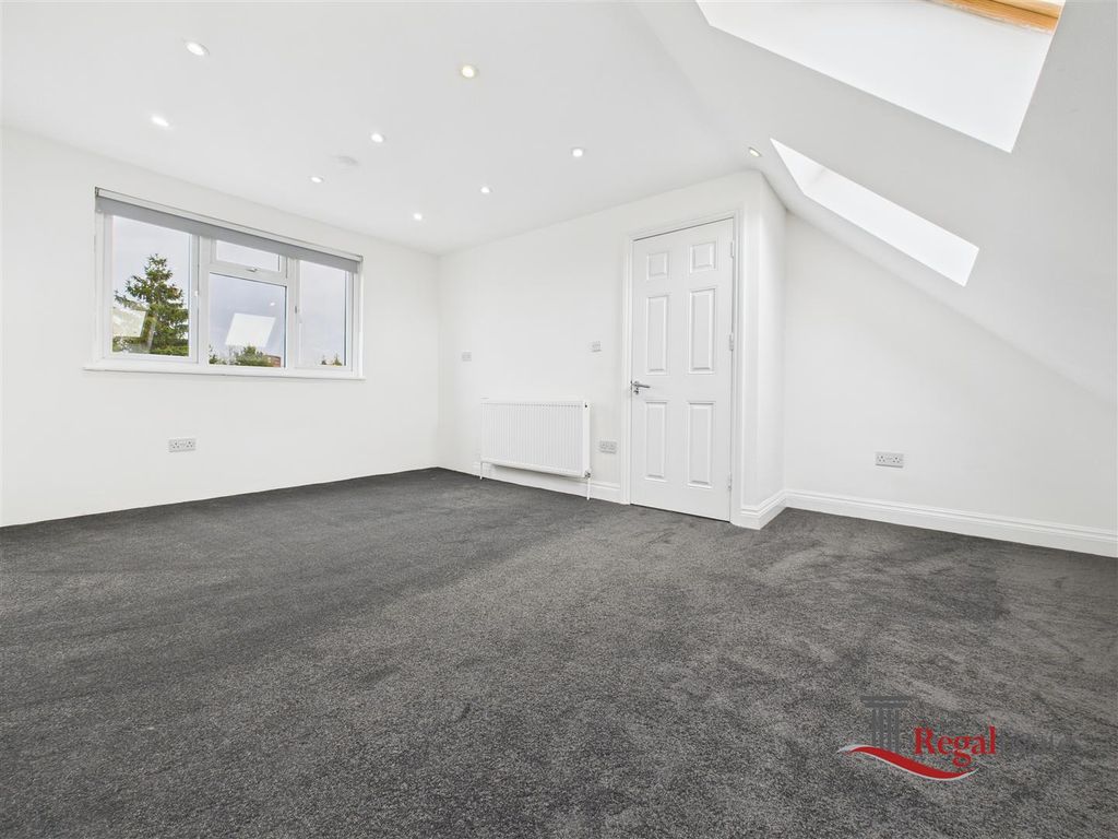 Property photo 1 of 31 Cam02489G0-Pr0230-Still027.Jpg