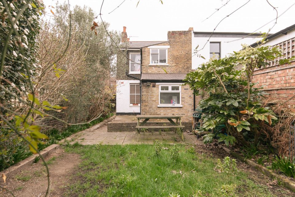 Property photo 3 of 17