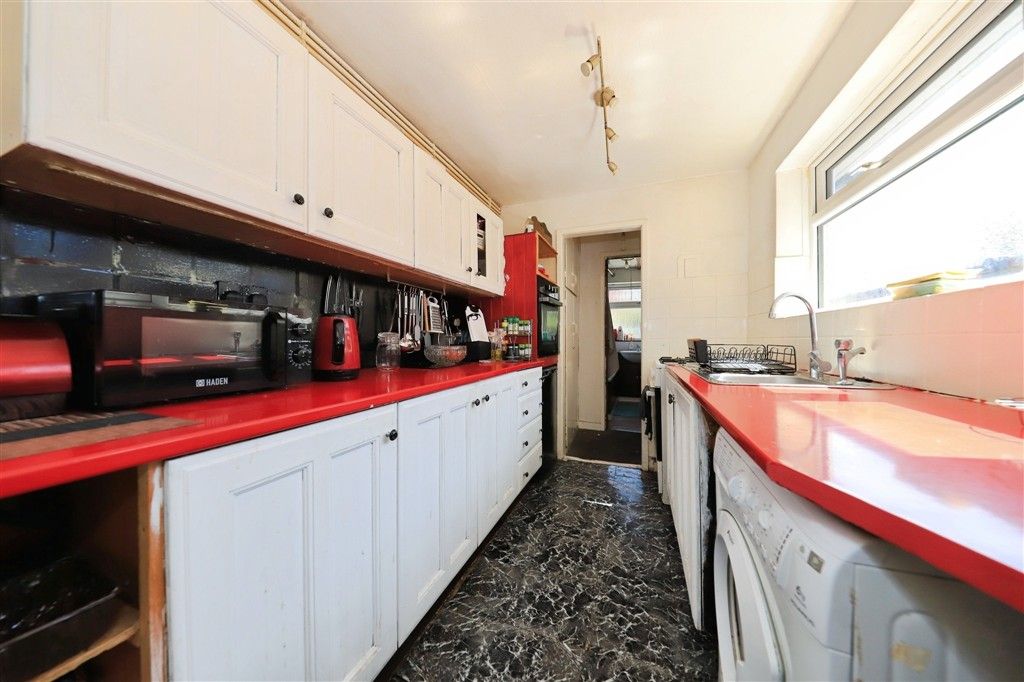 Property photo 2 of 17