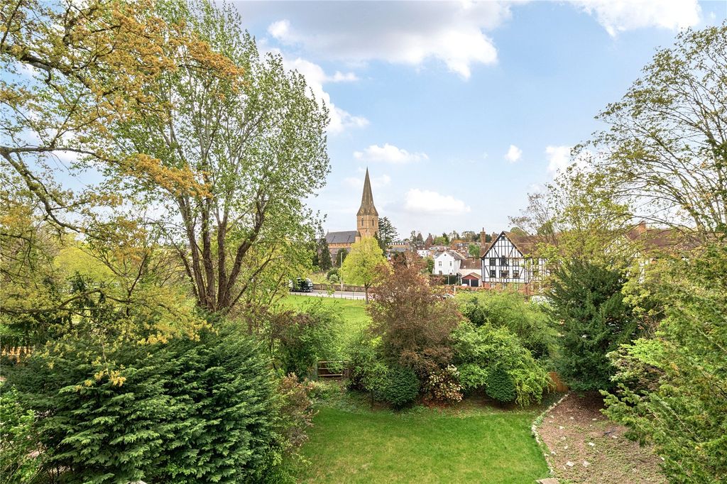 Property photo 2 of 17 Picture No. 04