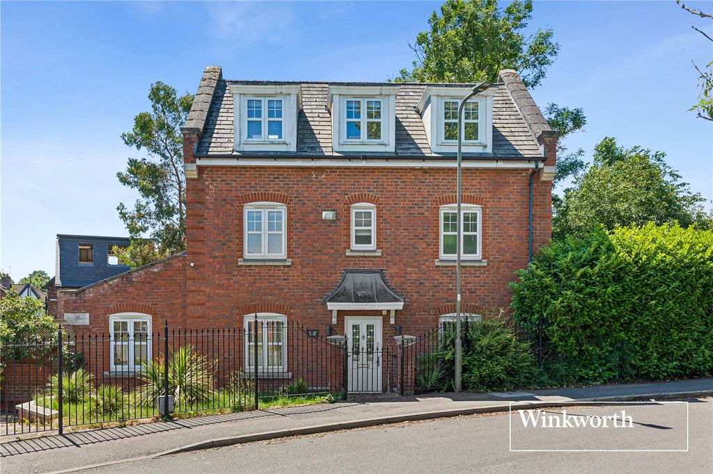 Property photo 1 of 21 Picture No. 32