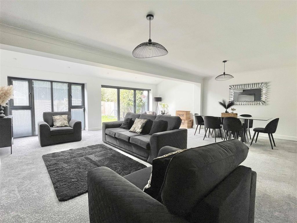 Property photo 2 of 39 l2.Jpg