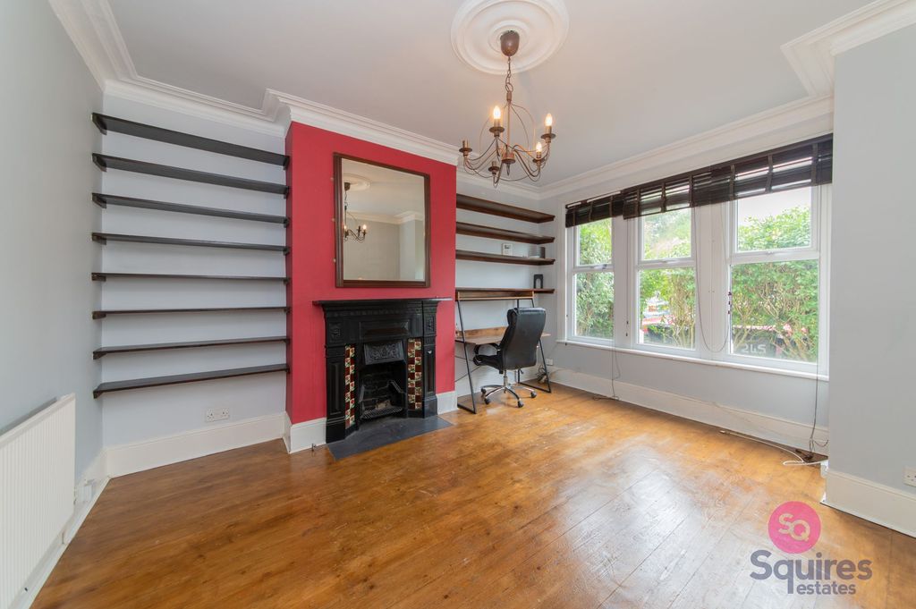 Property photo 2 of 13