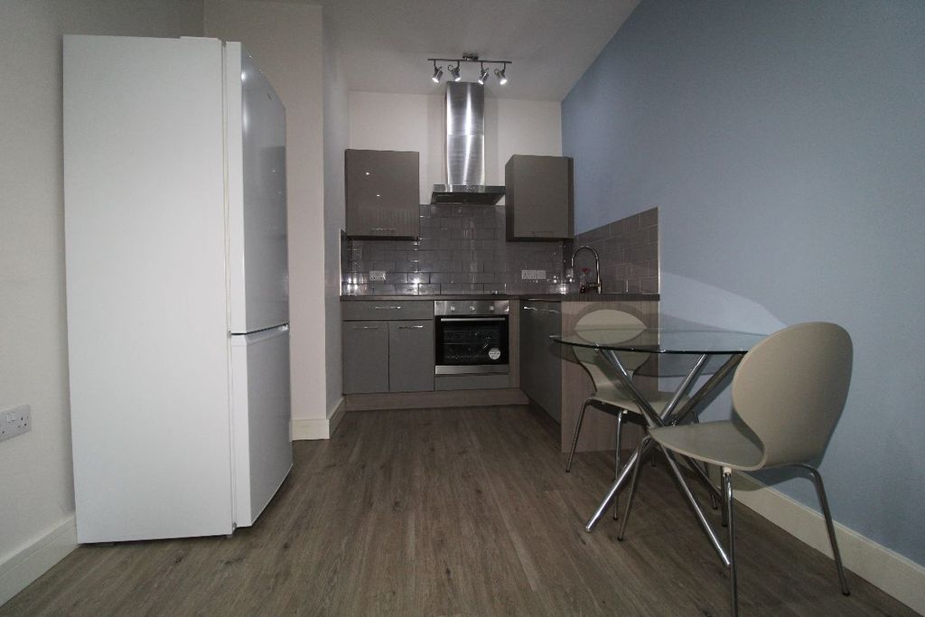 Property photo 2 of 7