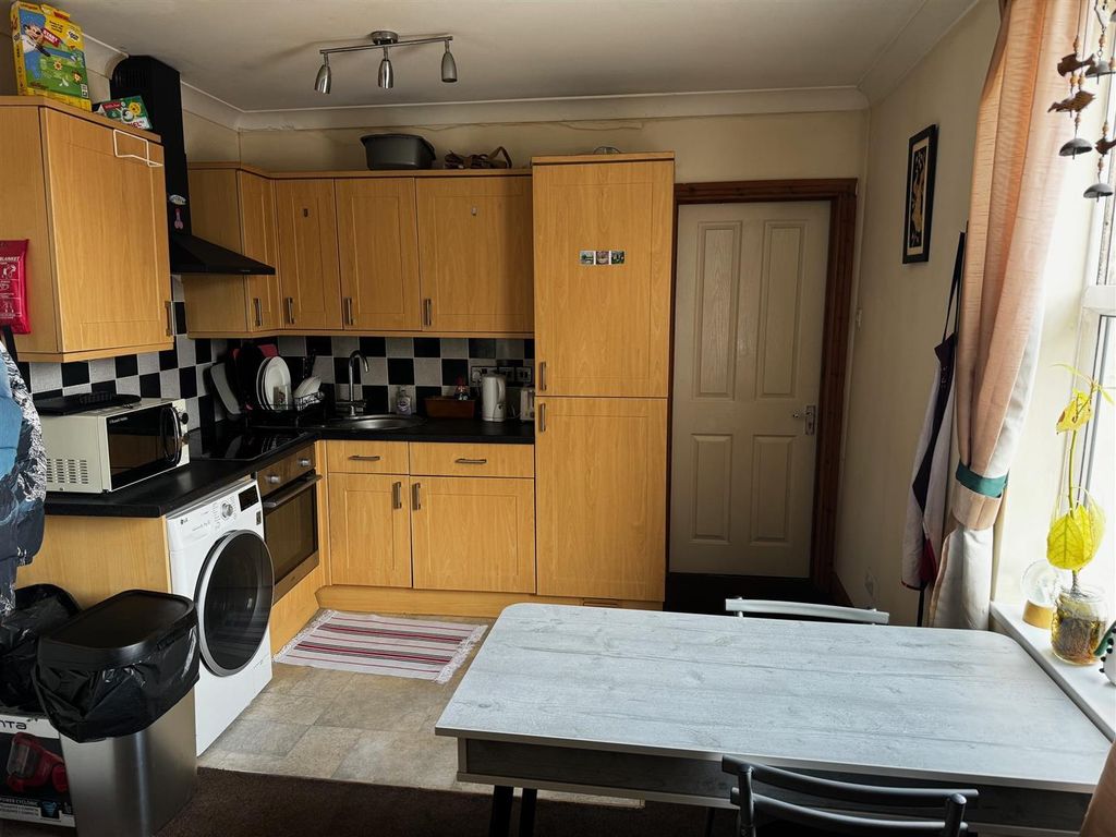 Property photo 1 of 7 Flat 1 99 Nl 4.Jpg