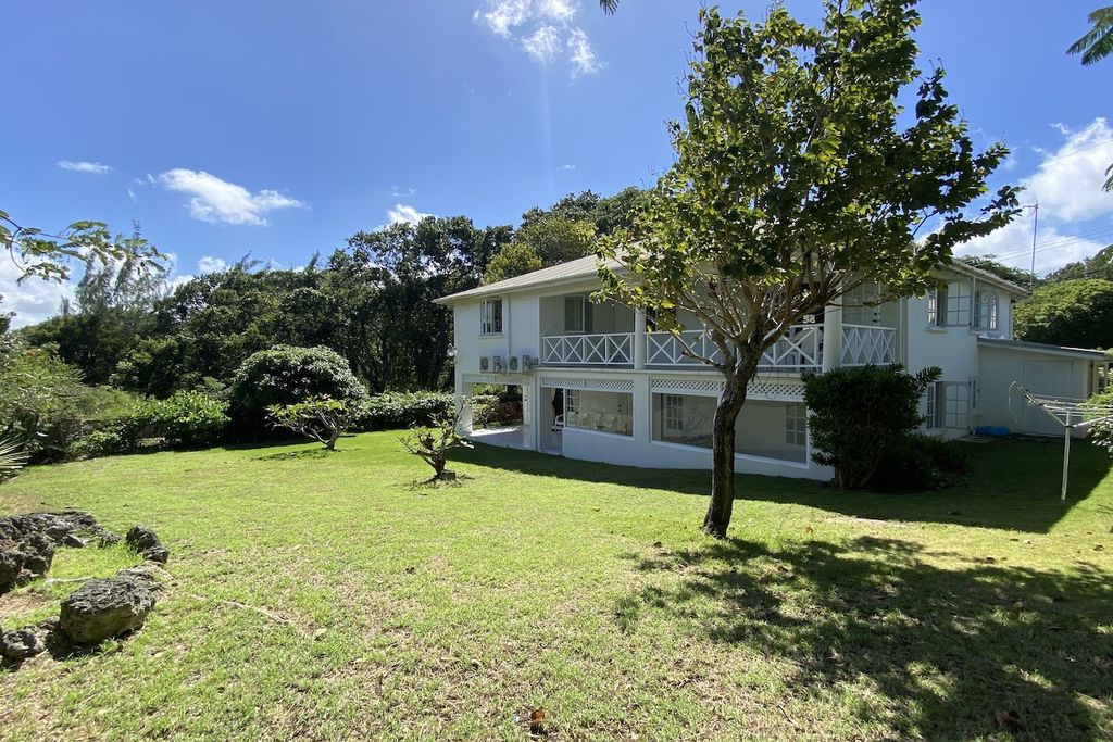 Property photo 3 of 18