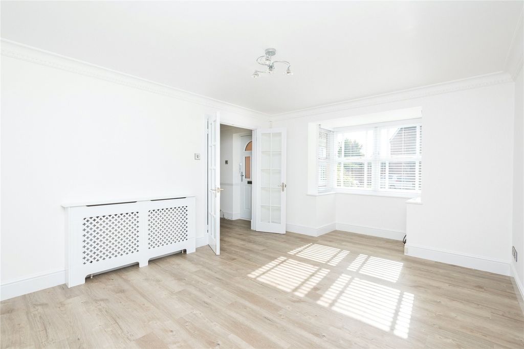 Property photo 3 of 14 Picture No. 09