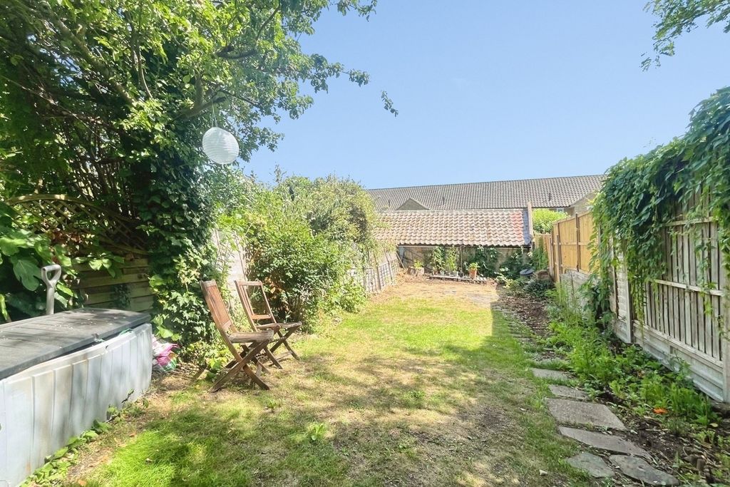 Property photo 2 of 8 Pbox-Img.Jpg