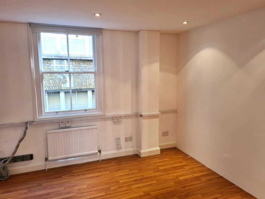 Property photo 3 of 8 Small Offic 1.Jpg