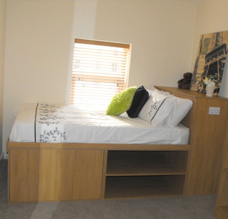 Property photo 3 of 12