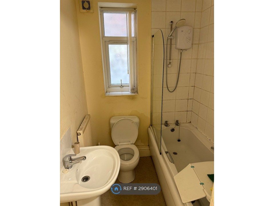 Property photo 2 of 3