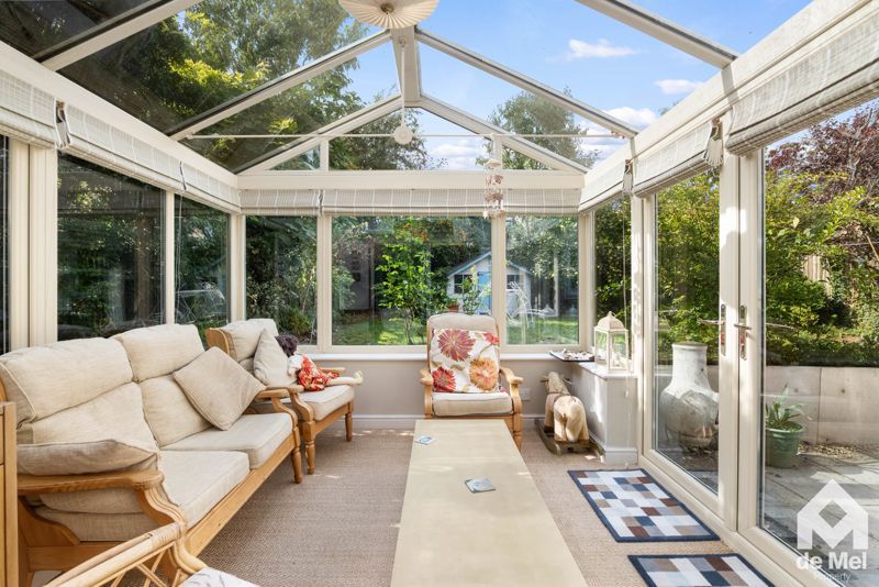 Property photo 2 of 17 Photo 12