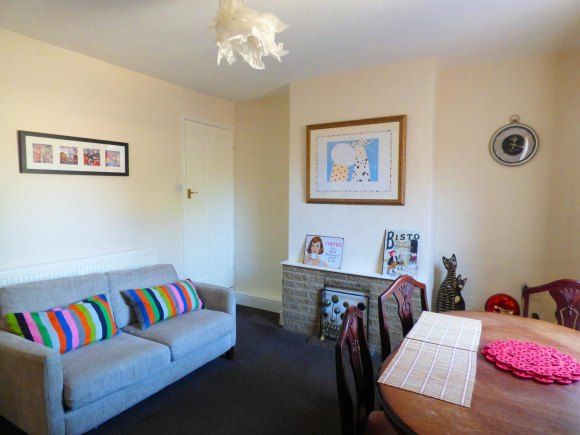Property photo 1 of 8 8689755.Jpg