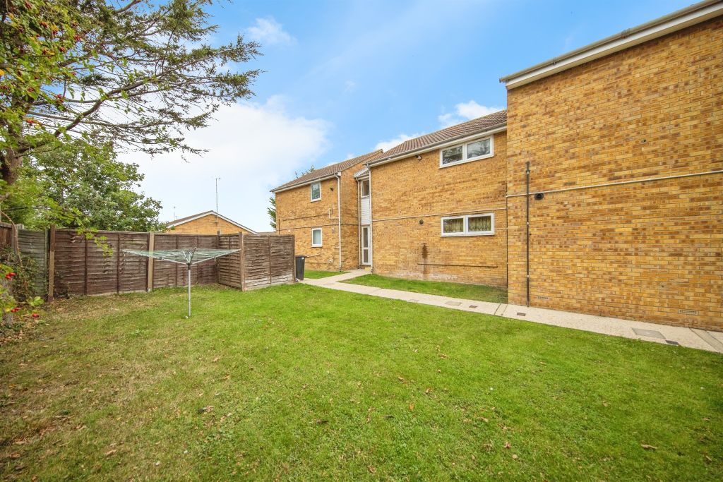 Property photo 2 of 12