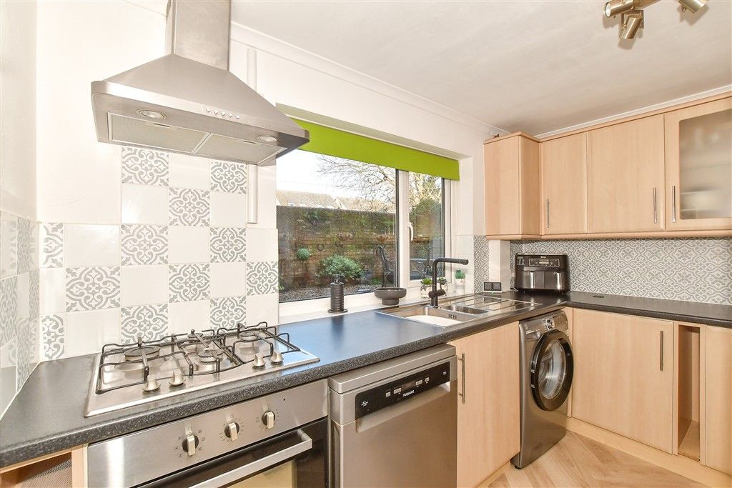 Property photo 1 of 12 Kitchen