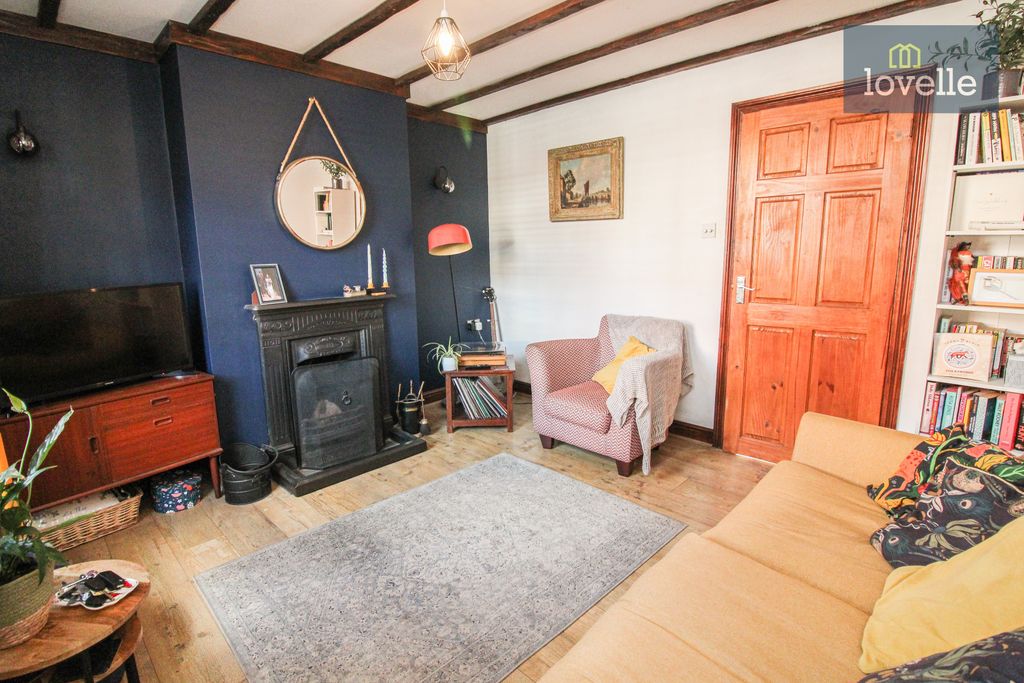 Property photo 2 of 15