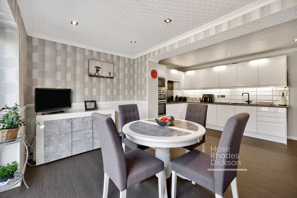 Property photo 3 of 19 Pbox-Img.Jpg