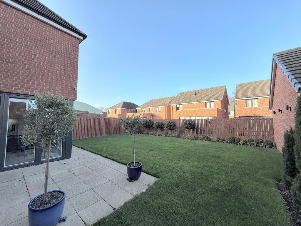 Additional image 11 of 4 bed detached house for saleStewart Park Avenue, Middlesbrough TS4