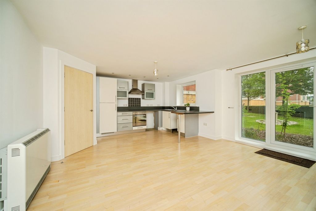 Property photo 3 of 9 Living Room