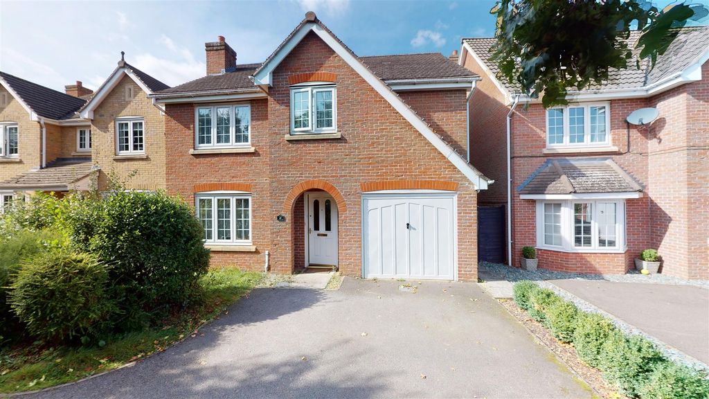 Property photo 1 of 13