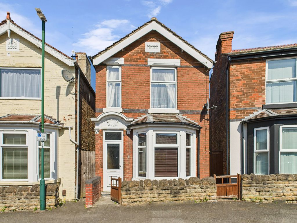 Property photo 1 of 19 Front