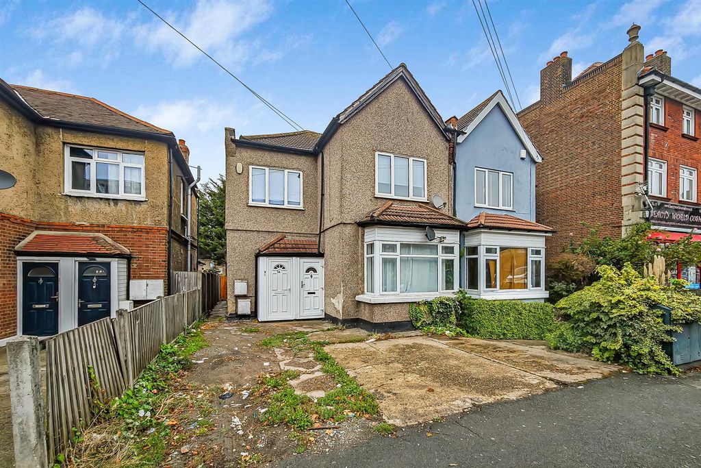 Property photo 1 of 14