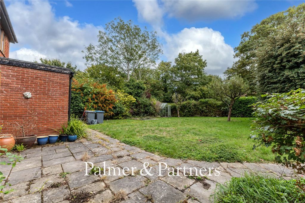 Property photo 2 of 29 Picture No. 03