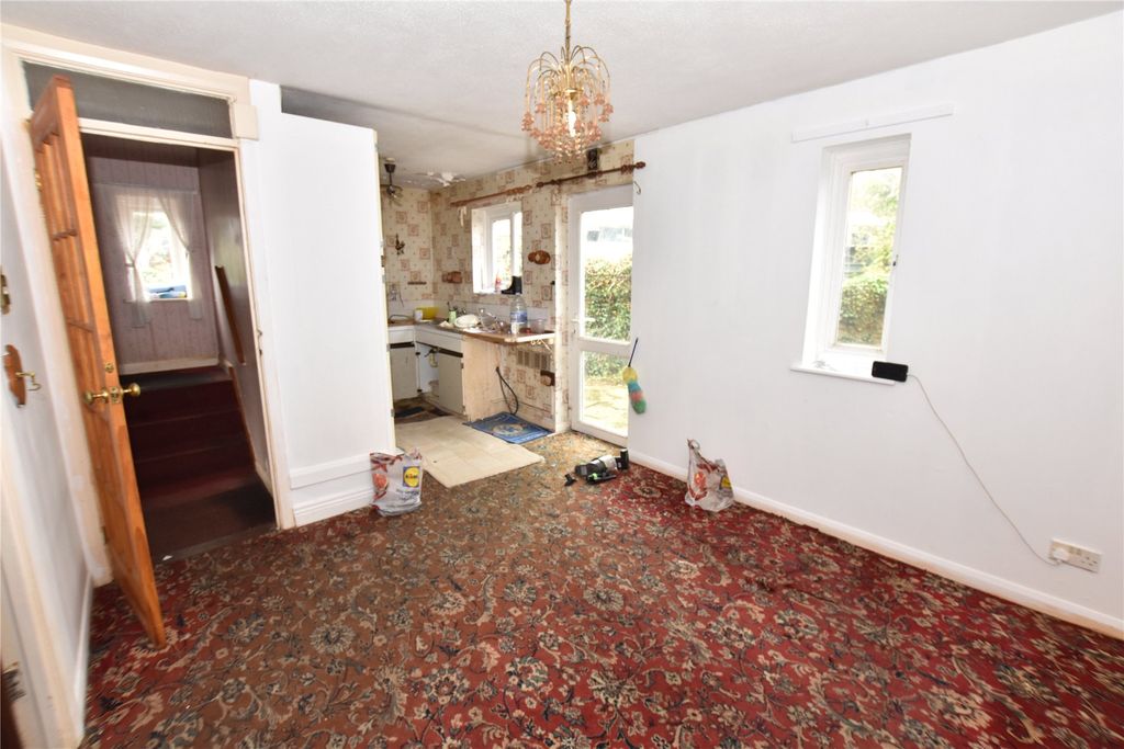 Property photo 2 of 16 Dining Room