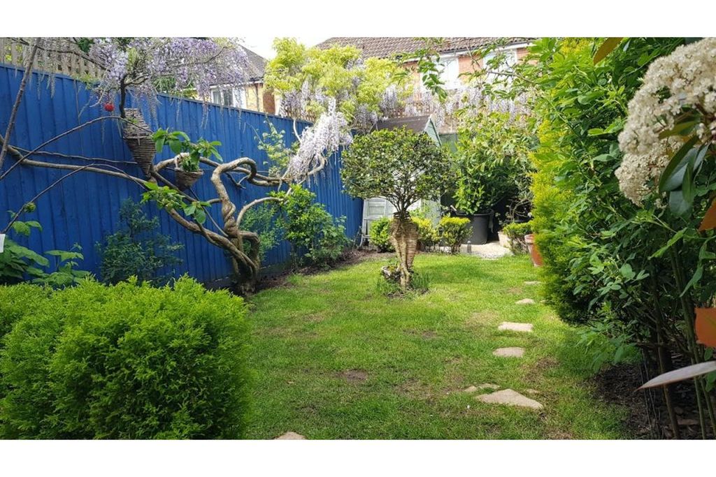 Property photo 2 of 7