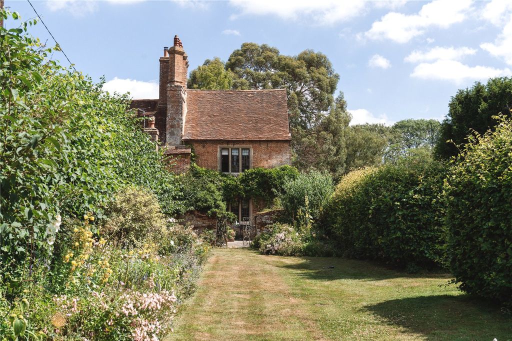 Property photo 3 of 20 Picture No. 27