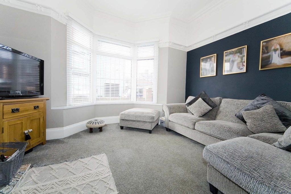 Property photo 3 of 24