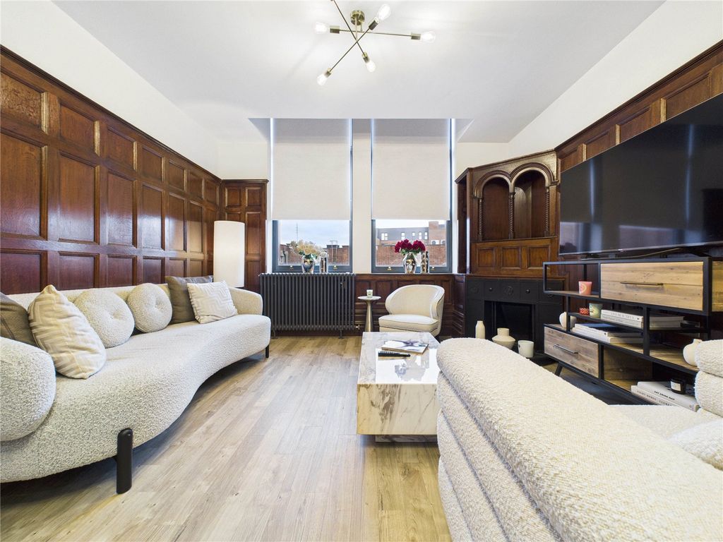 Property photo 1 of 23 Picture No. 04