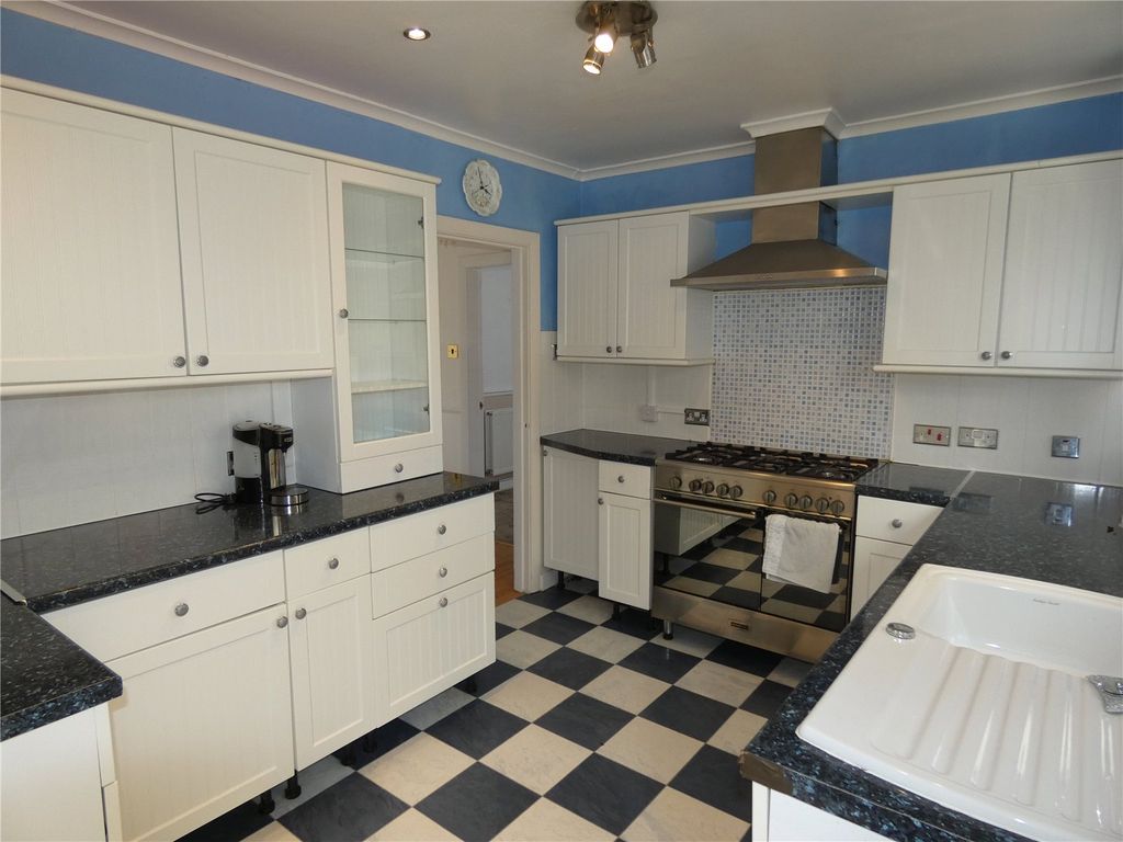 Property photo 2 of 17 Picture No. 06