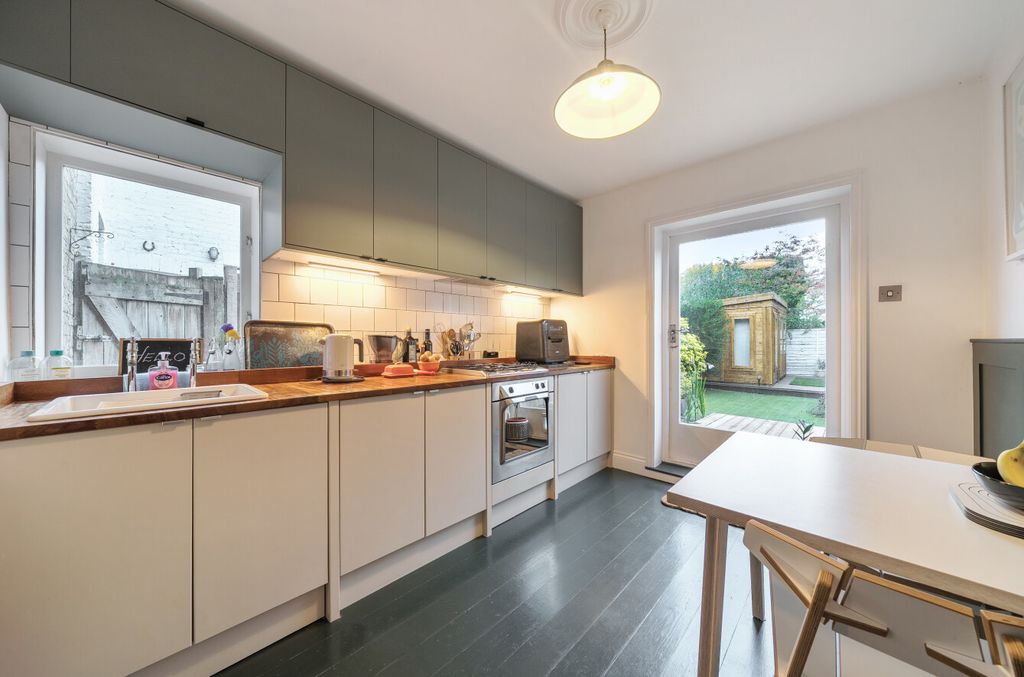 Property photo 3 of 16 1373230-5-6908E2B...