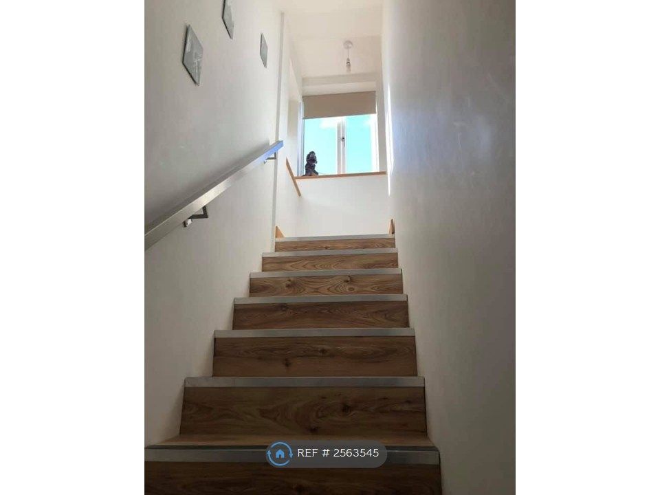Property photo 3 of 6 Stairs