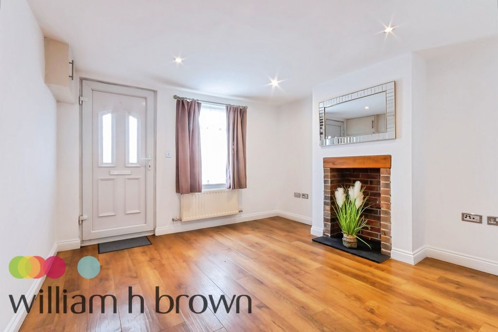 Property photo 2 of 11 Image