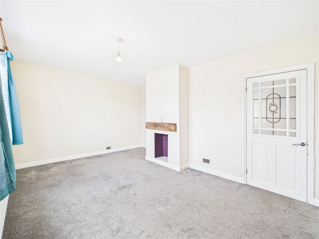Property photo 3 of 20 Picture No. 11