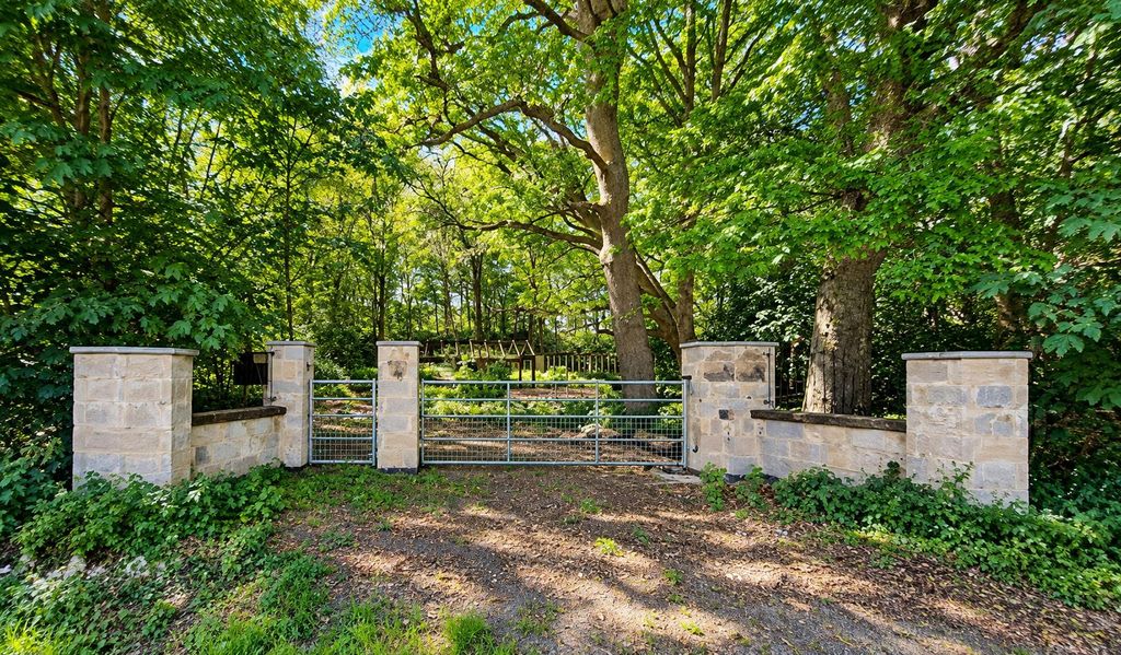 Property photo 2 of 5 1.Png