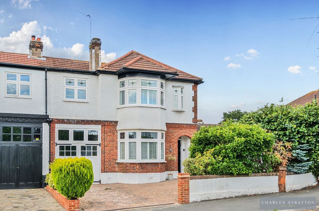 Property photo 2 of 21