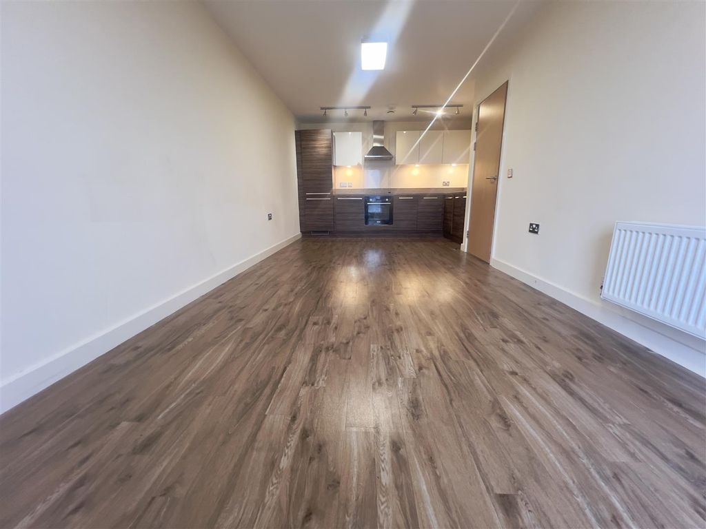 Property photo 1 of 7 Living Area/Kitchen