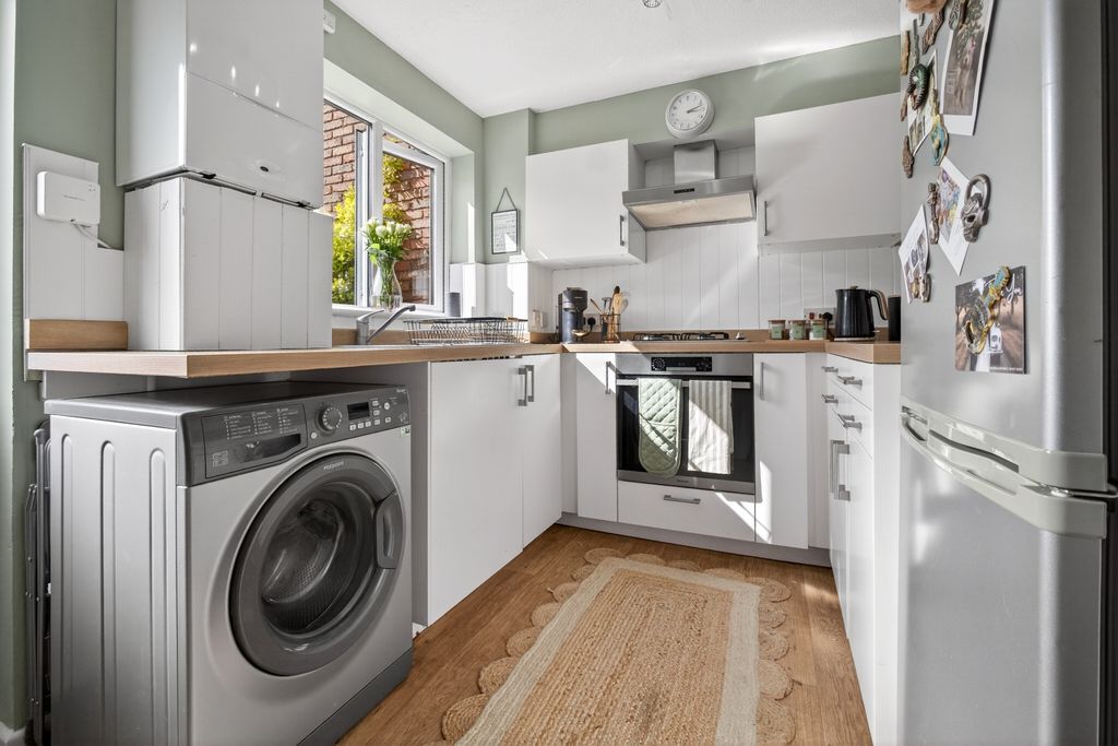 Property photo 3 of 11 Img_5587