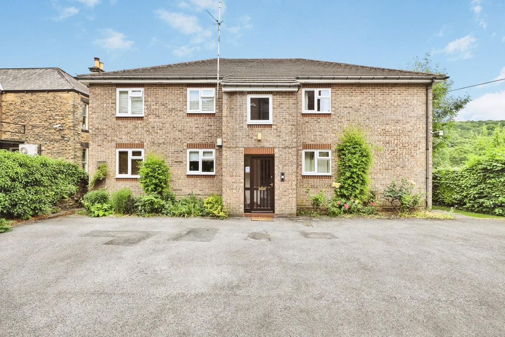 Property photo 1 of 16 Front