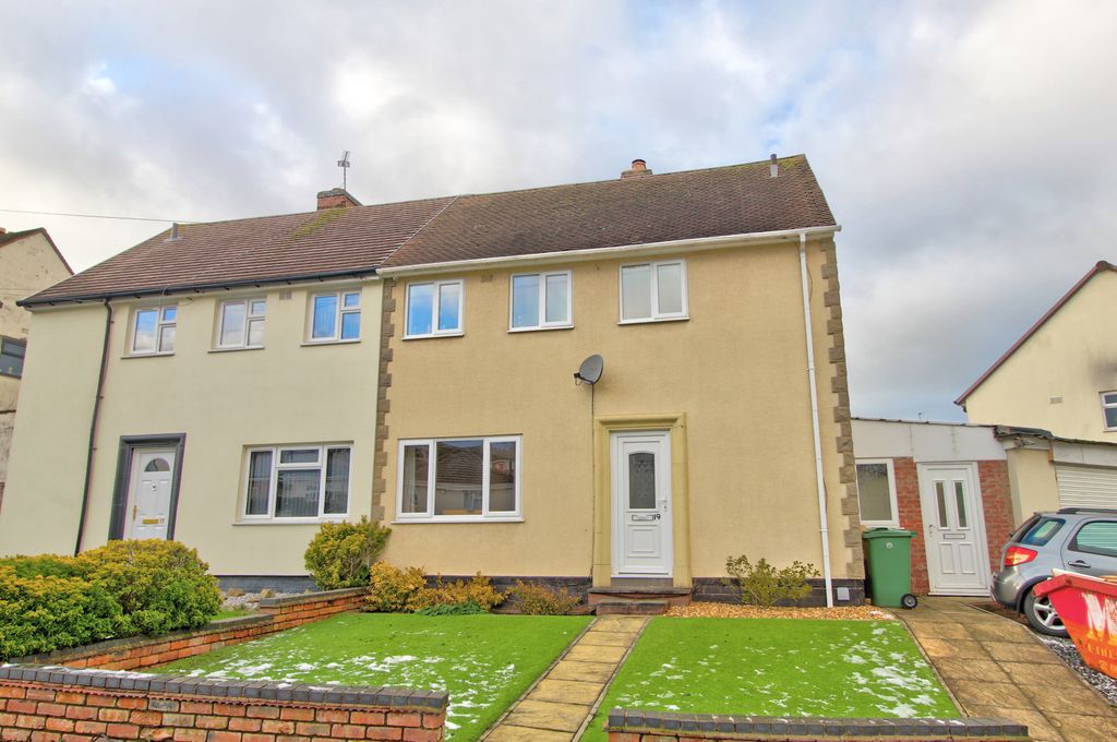 Property photo 1 of 19 Front