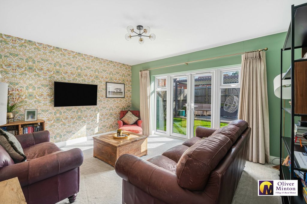 Property photo 3 of 39