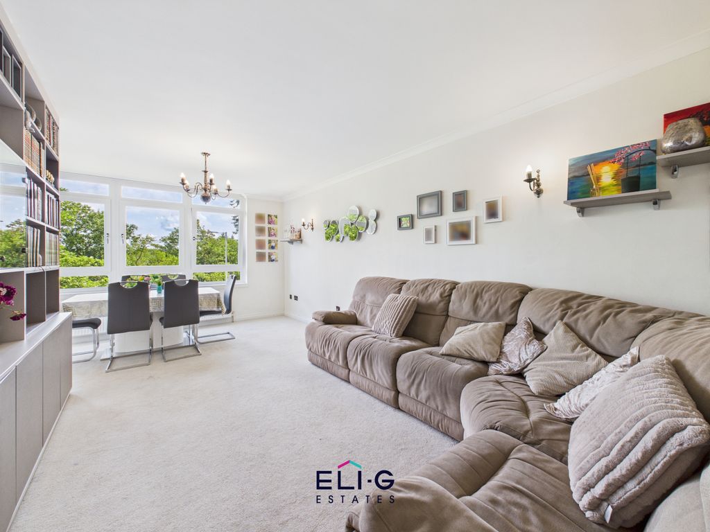 Property photo 2 of 11 Gallery
