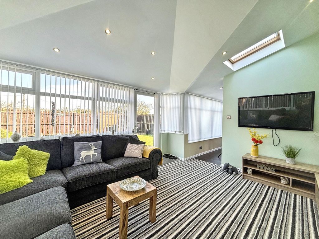 Property photo 3 of 29